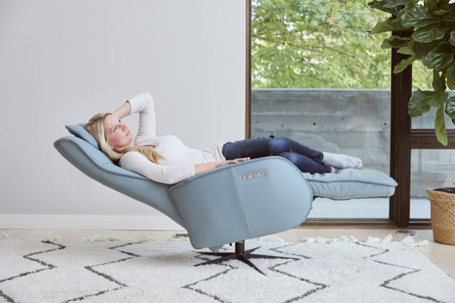 Fjords Medium Axel Power Recliner ice reclined with person