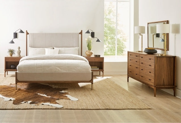 Walnut Grove Upholstered Bed