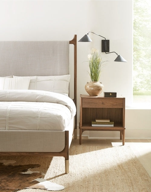 Walnut Grove Upholstered Bed